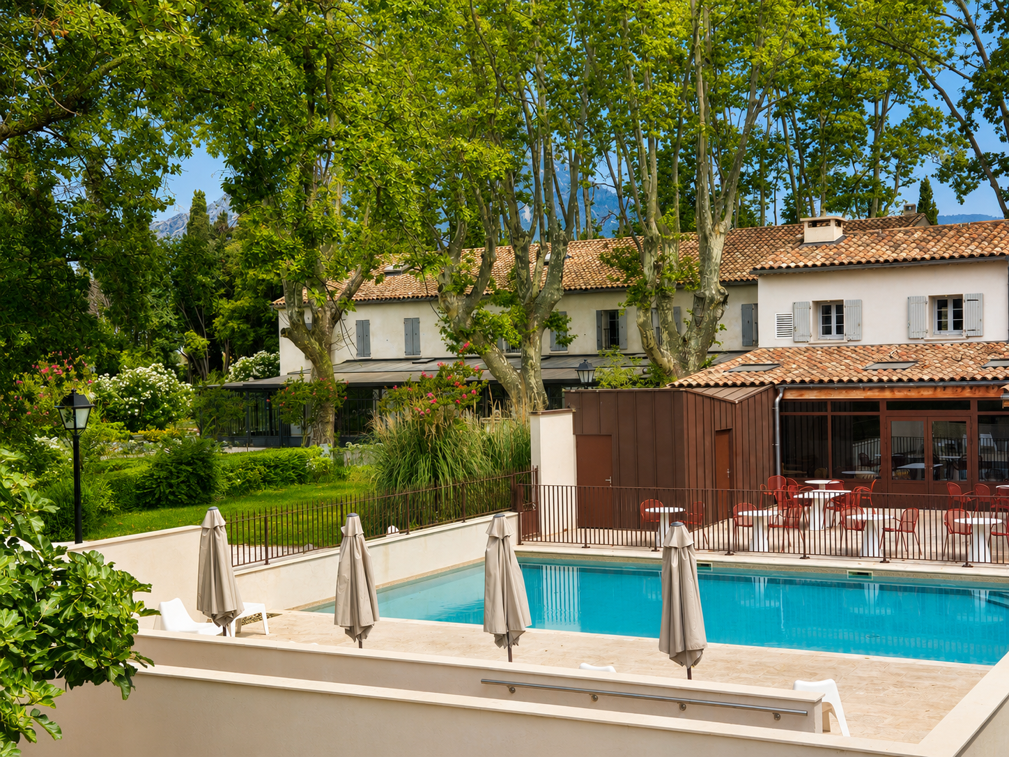 Ferme auberge la Baratonne à la Garde - La Baratonne