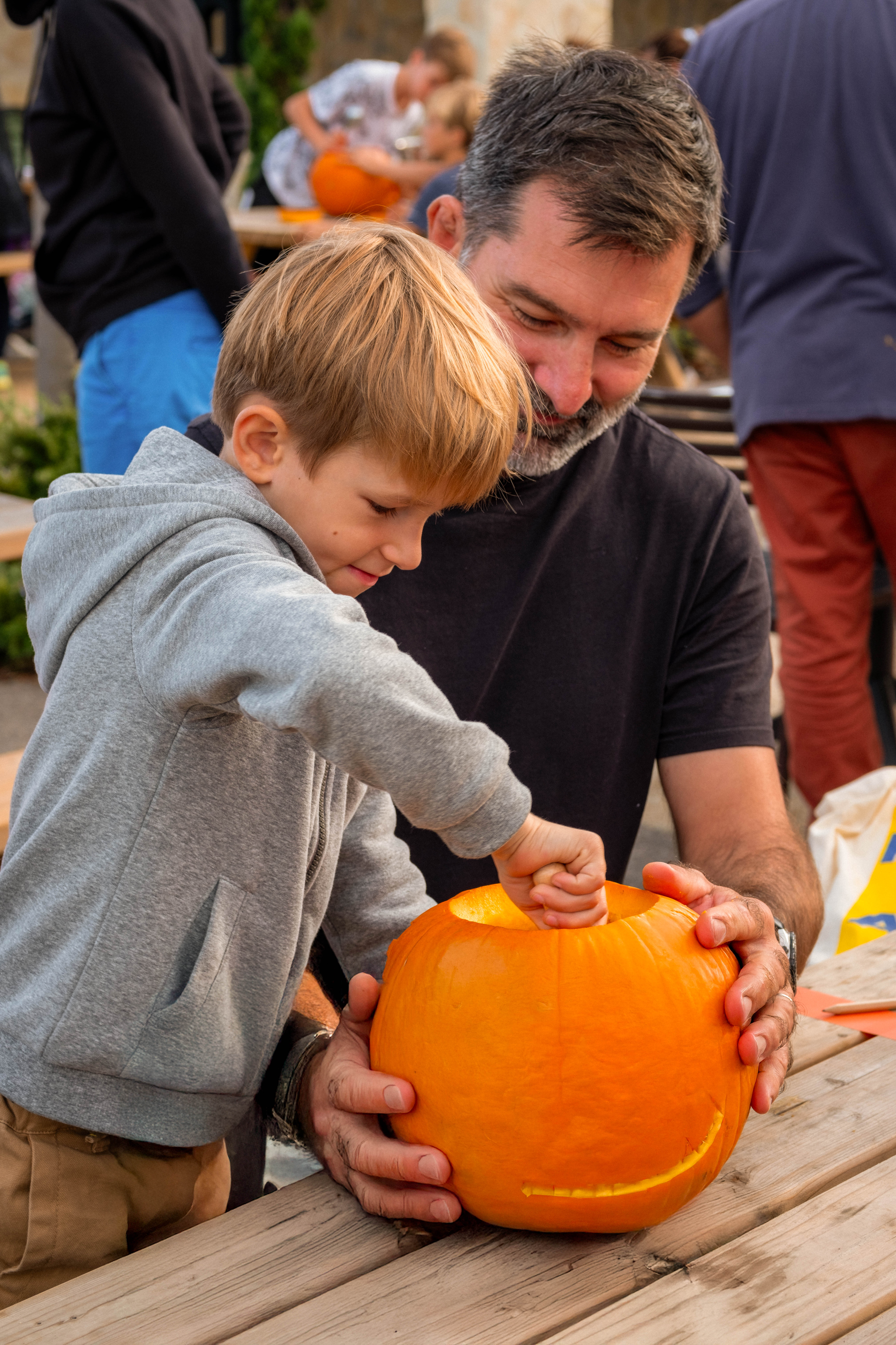 Concours creusage de citrouille - ©Société Paul Ricard / Île des Embiez