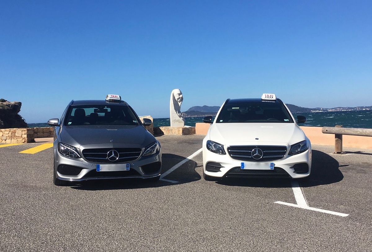 Taxis Latitude 83 - Taxis Latitude 83