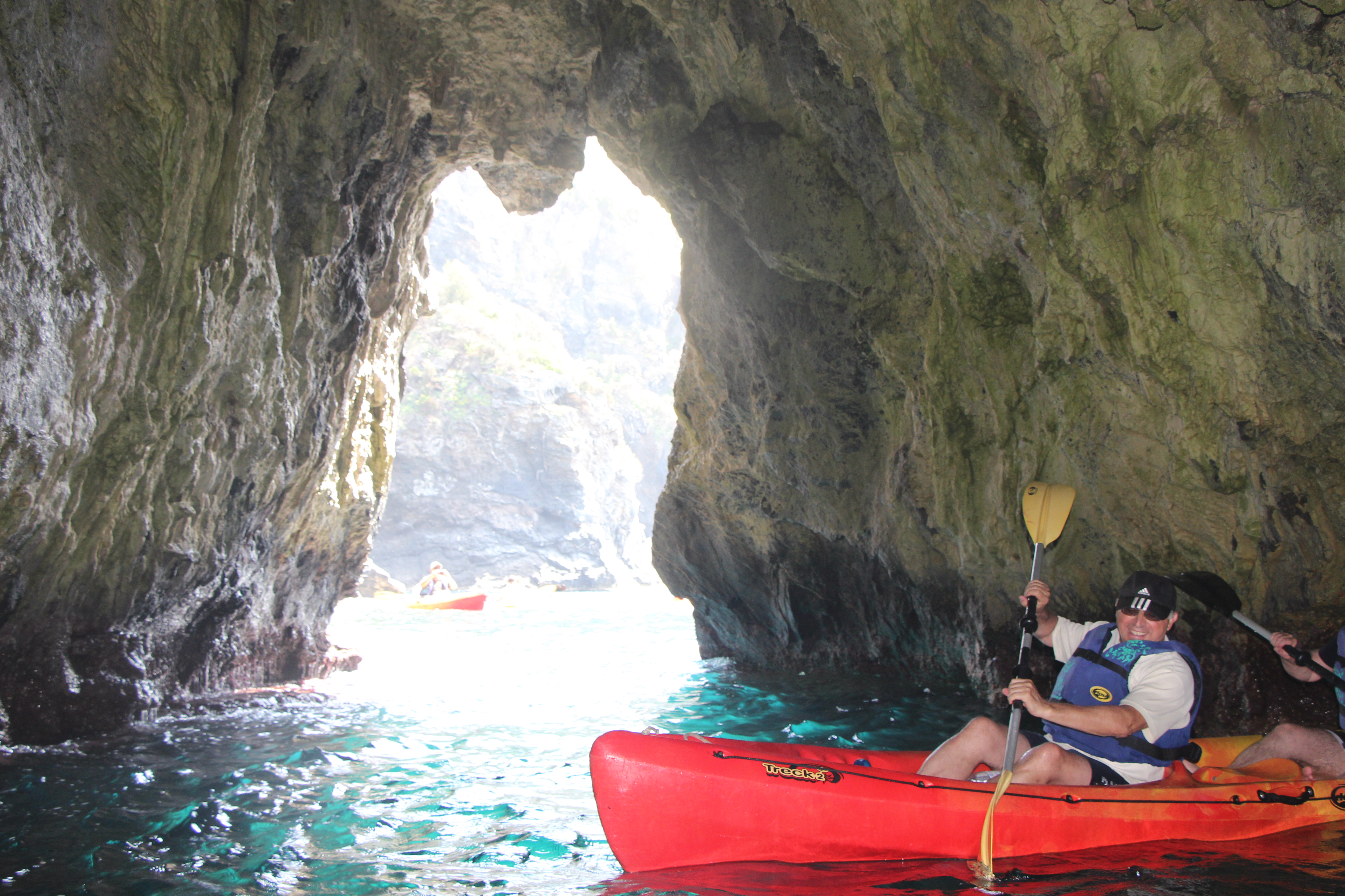 Intérieure de la grotte - La Petite Flottille