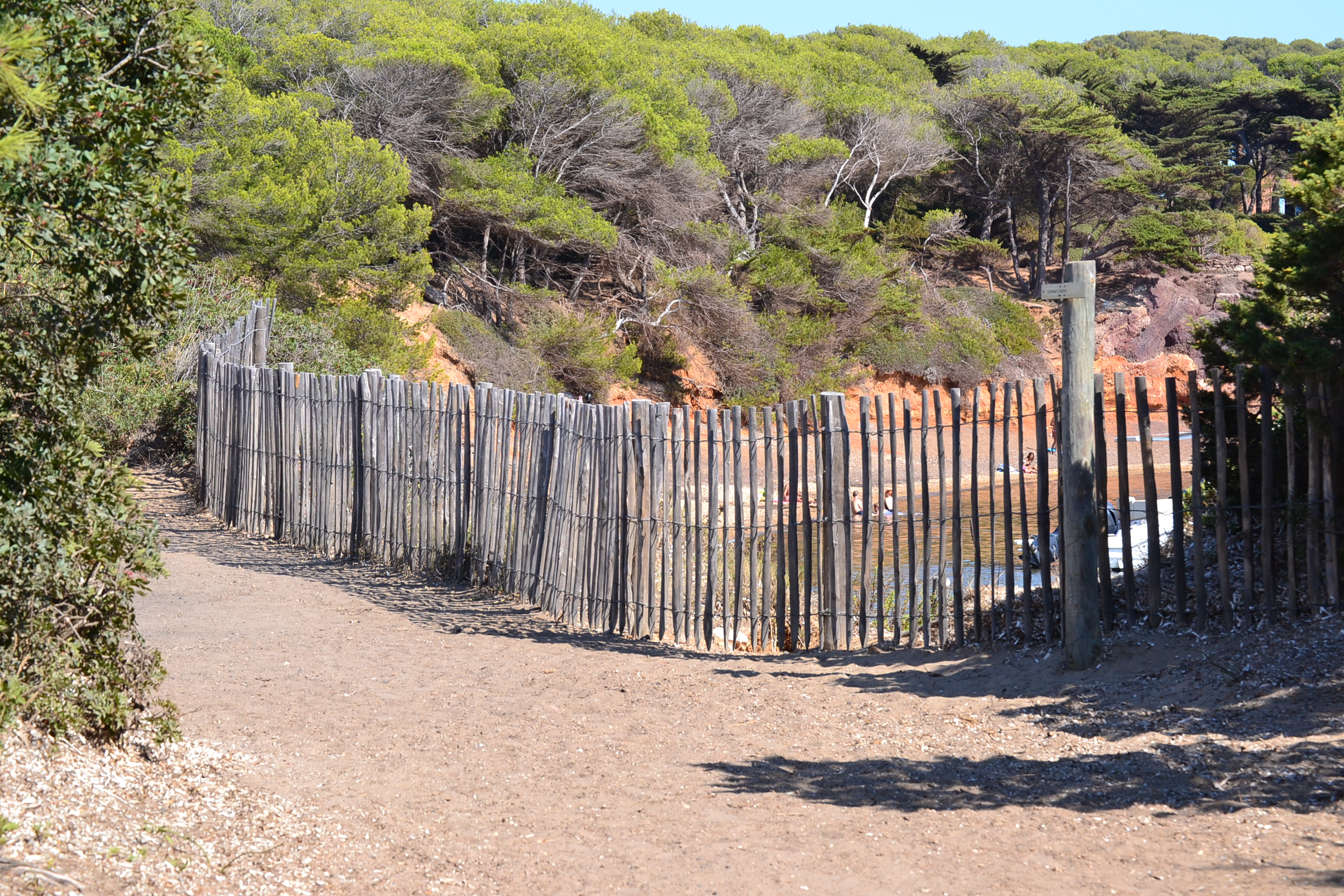 Visite guidée à la découverte de Porquerolles, hors des sentiers battus - Visite guidée à la découverte de Porquerolles, hors des sentiers battus
