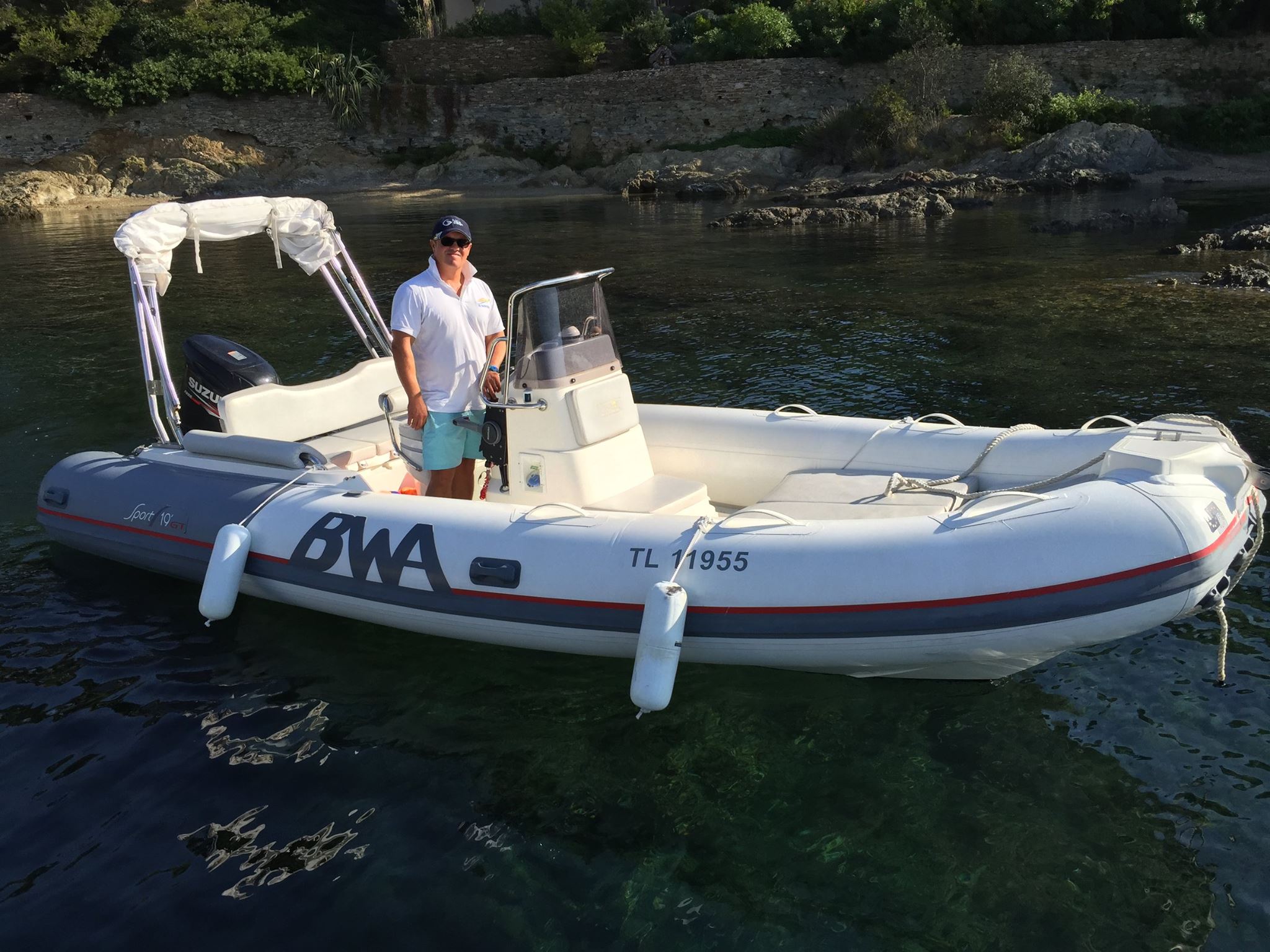 Un BWA 22 GT à la location au port du Niel - XL YACHTING