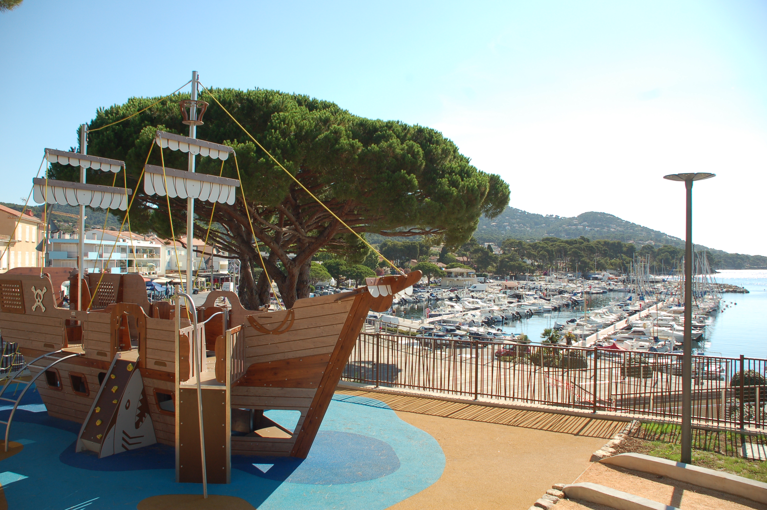 Square Claire Beziaud - O.I.T.P.M