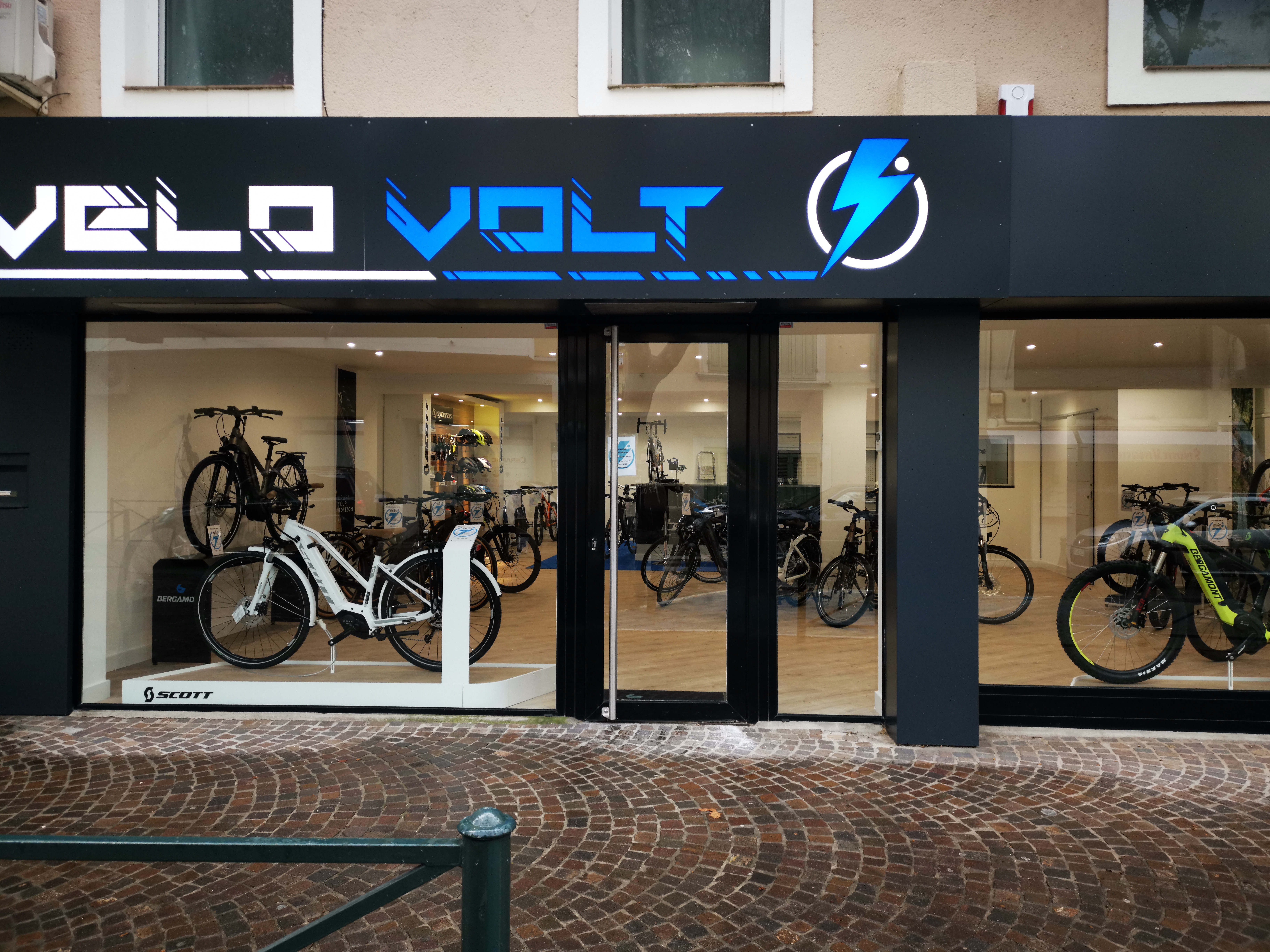 Vente et location de vélos électriques et classiques - Vélo Volt